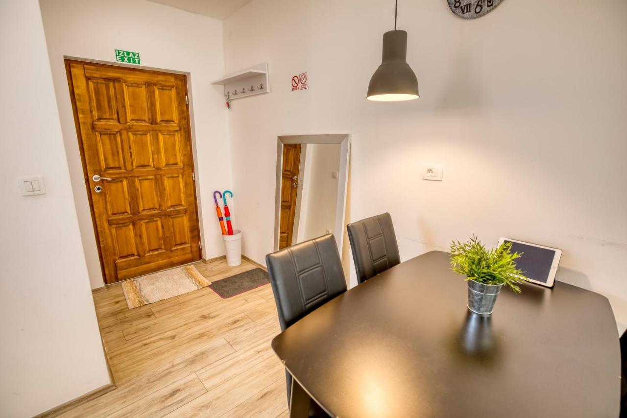 Apartment Grace, Feel At Home - Away From Home Split Buitenkant foto